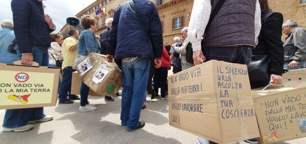 MOVIMENTO DELLE VALIGIE: “FERMARE LA FUGA DEI GIOVANI”